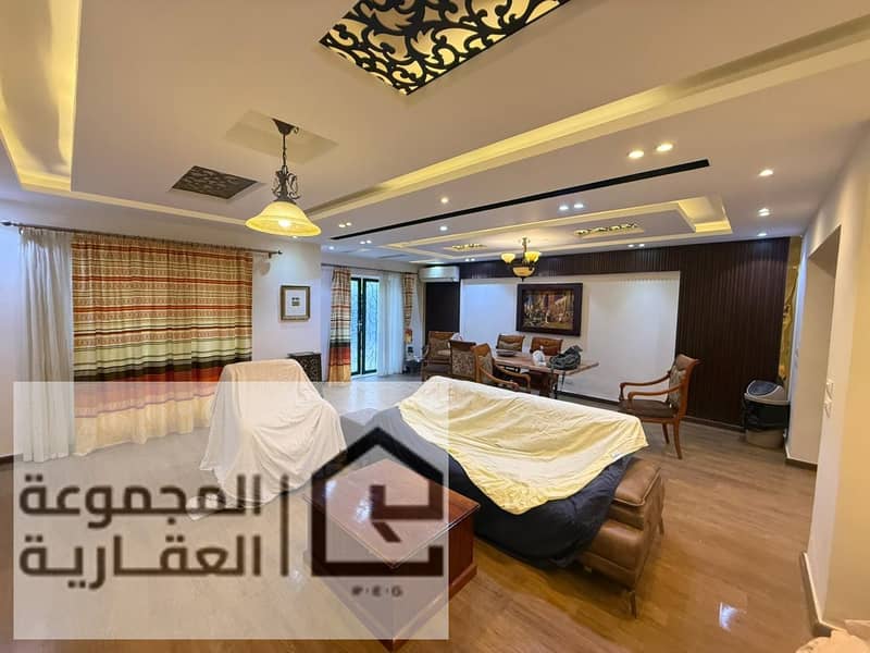 2 7a42bd78-3705-426e-bf49-6aad56e5a23d. jpg