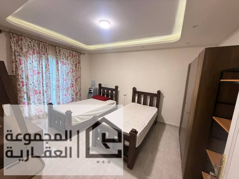 10 12766fd5-6582-492d-85be-f005da6ba2c5. jpg