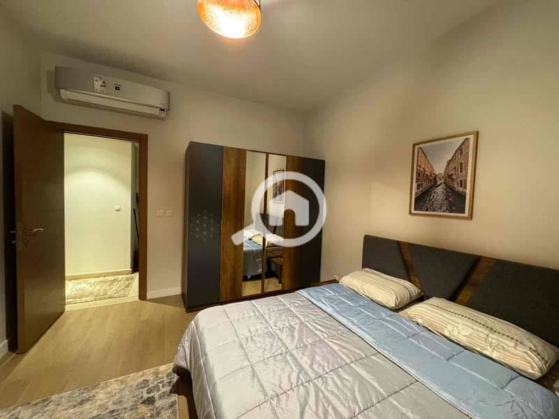 4 e569fd56-ddb6-4073-9a06-b3c3344012eb. jpg