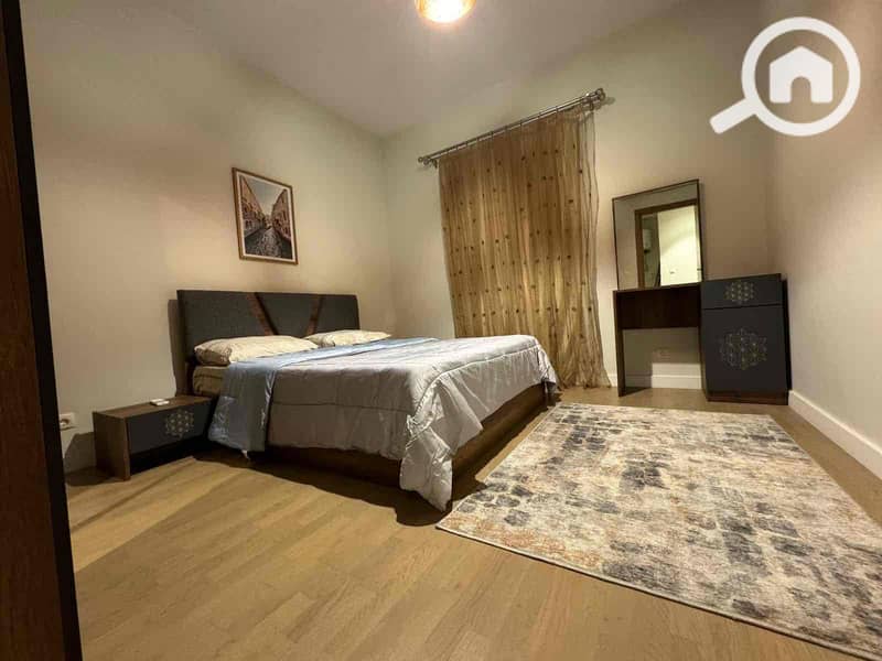 10 9022282f-d771-40f0-a8ac-7d350081de57. jpg