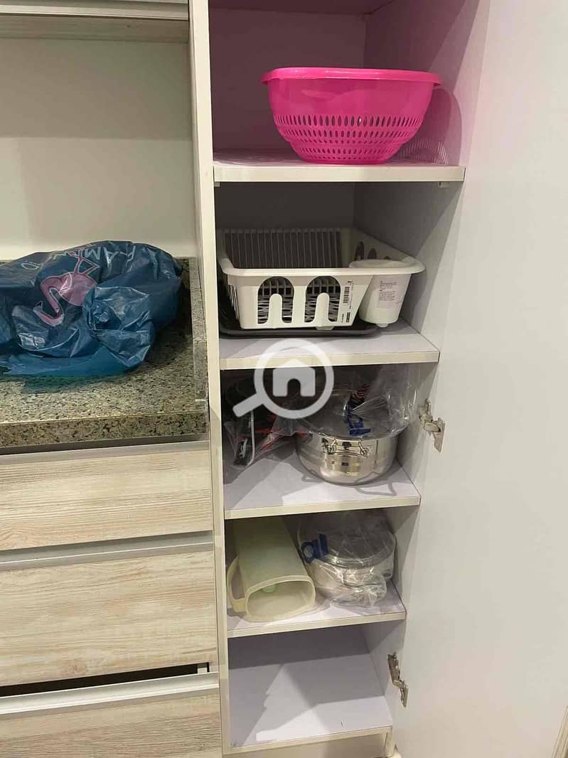 14 f9cfd4b7-2ed4-4967-a474-6f0a03f7bd1c. jpg