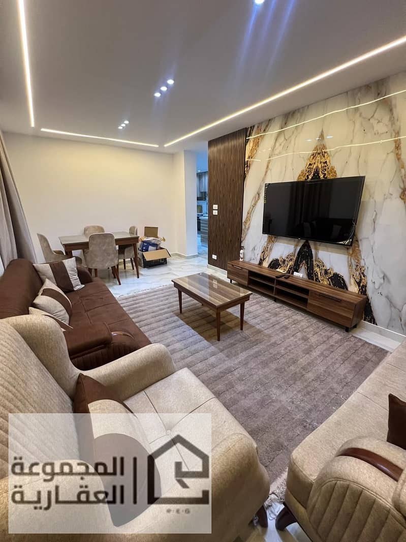 2 8195f83c-d373-4d0c-b1ed-52815a766993. jpg