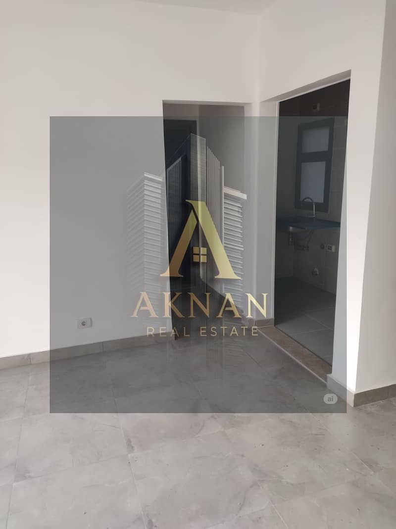 9 WhatsApp Image 2025-12-04 at 16.05. 20. jpeg