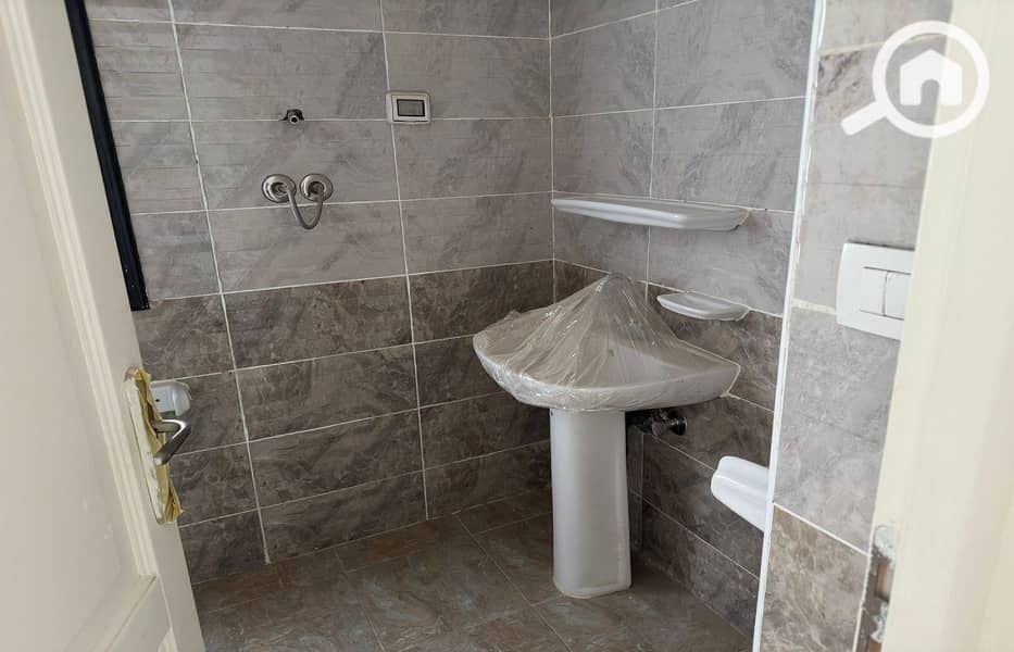 10 0cf3701e-9f49-4266-9cd5-3ed4032552f9. jpeg