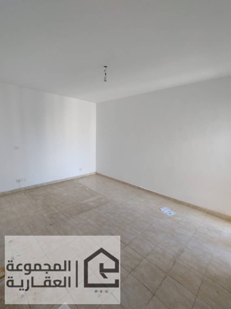 6 64d61f7d-fb43-4302-b153-2f7074fd1f6c. jpg