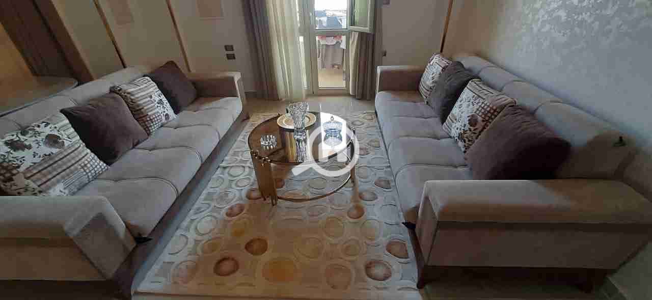 1000106360. jpg 1000106360. jpg