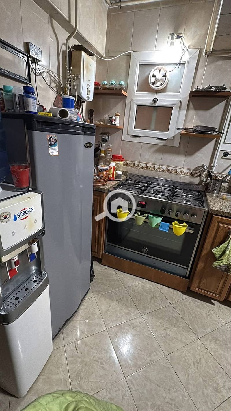 2 6f4e5872-37d9-4e2c-94b6-0ca33710728b. jpg