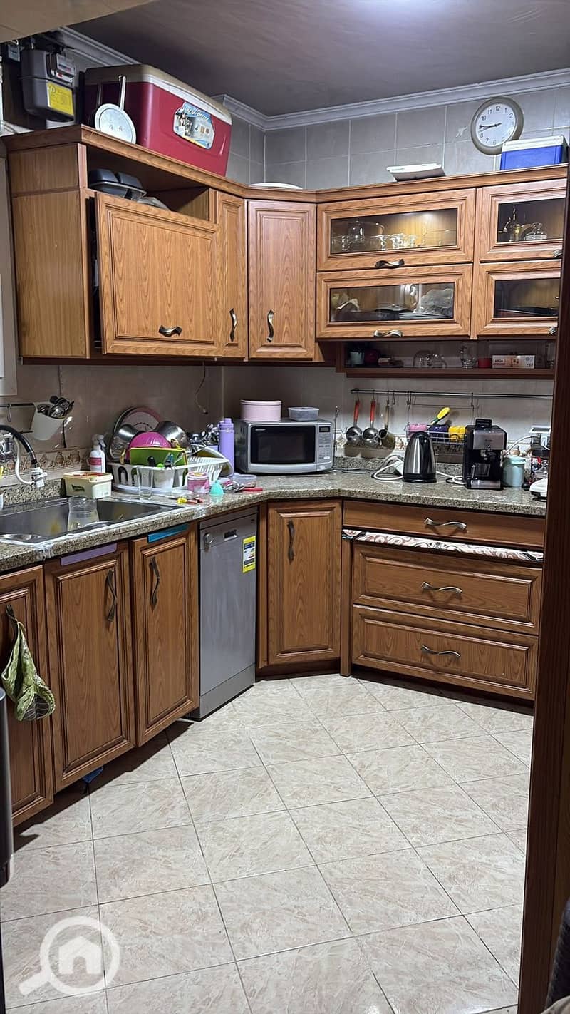 5 b750cefc-eead-46ba-9315-b7e0fc9d420c. jpg