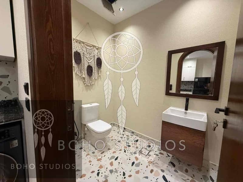 15 2887751c-e238-4439-8c79-6593ead60827. jpg