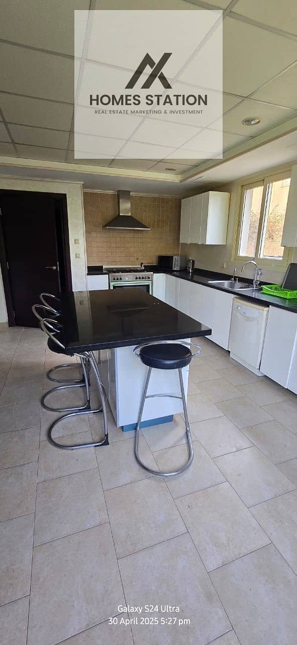 15 a77ee7a4-f87a-4cd6-9446-b07591b92b04. jpeg