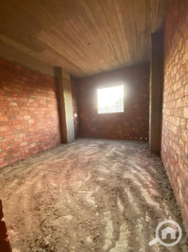 12 WhatsApp Image 2026-01-01 at 5.47. 32 PM. jpeg