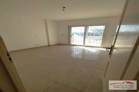 3 Bedroom Flat for Sale in Madinaty, Cairo - IMG-20250923-WA0139_1200x800. jpg