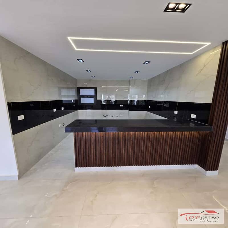 4 IMG-20251027-WA0304_1080x1080. jpg