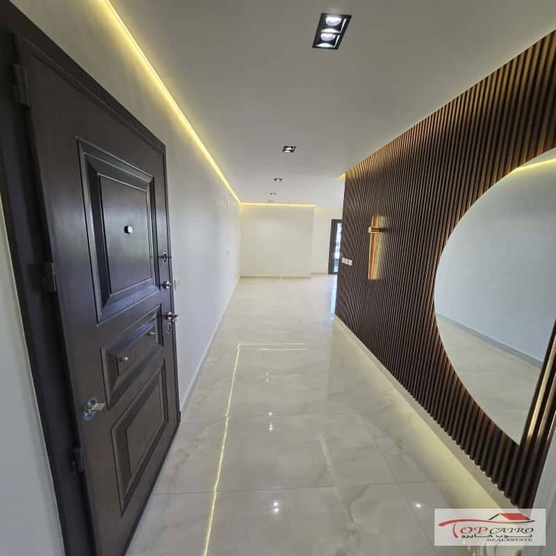 5 IMG-20251027-WA0300_1080x1080. jpg