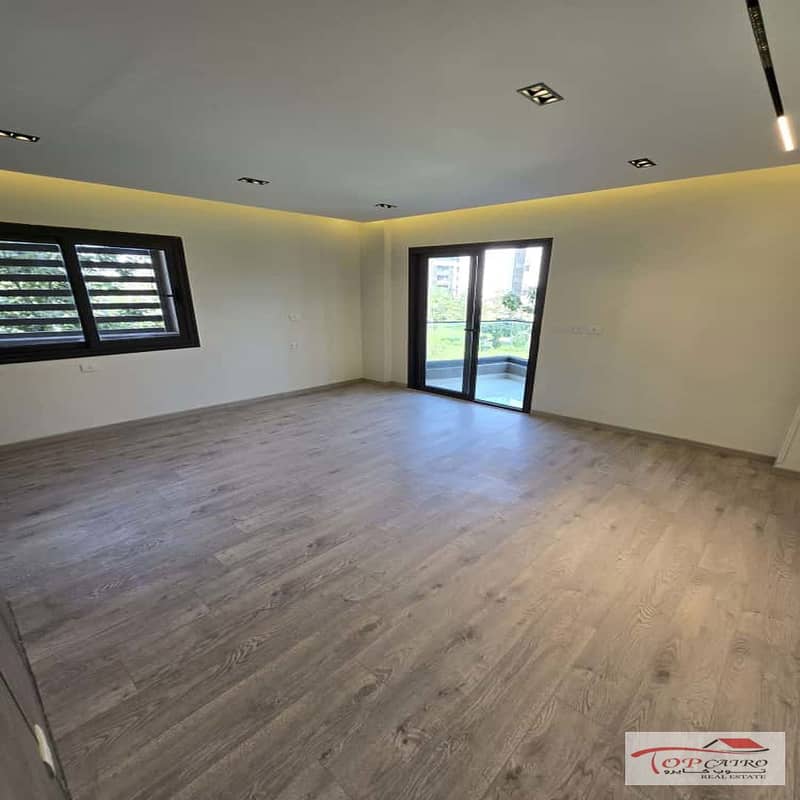 10 IMG-20251027-WA0296_1080x1080. jpg