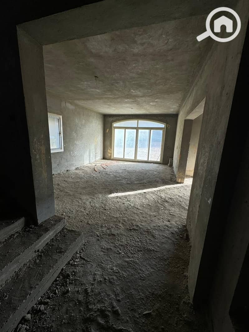 7 985e6c7e-cd8f-492d-afb6-50ab4abcbbb2. jpeg