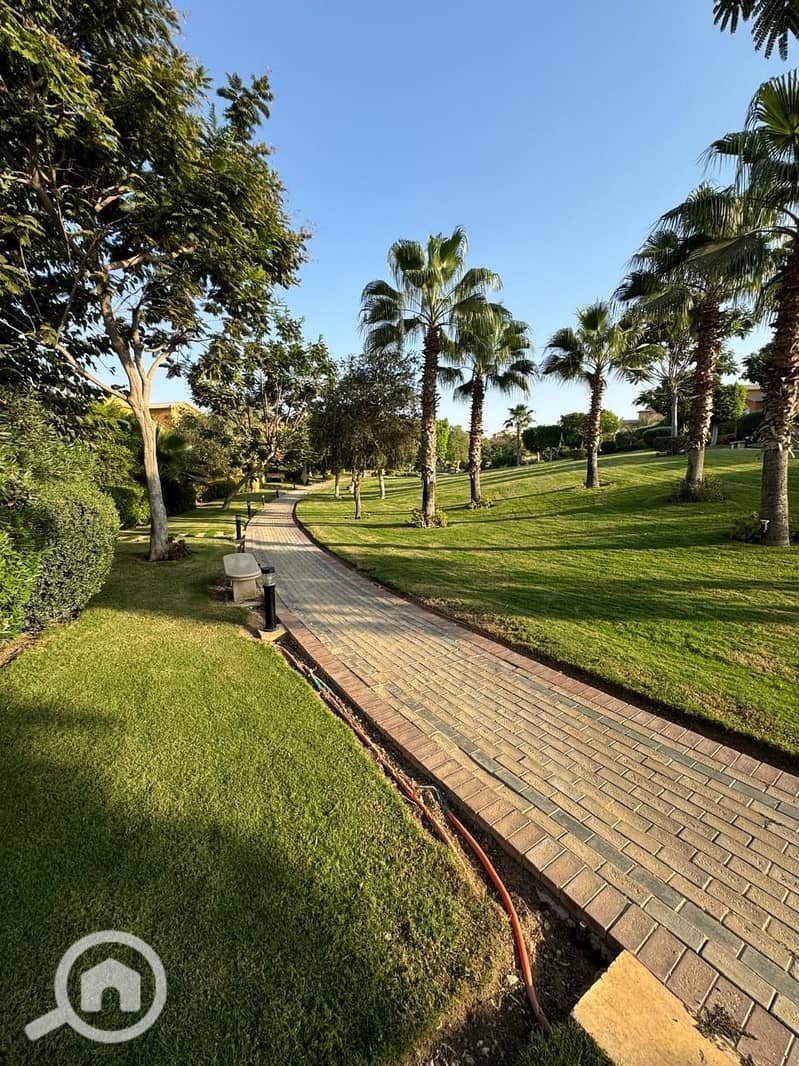 9 2ad230e8-83d7-4b9e-a6da-e7d0eb6fbaf6. jpeg