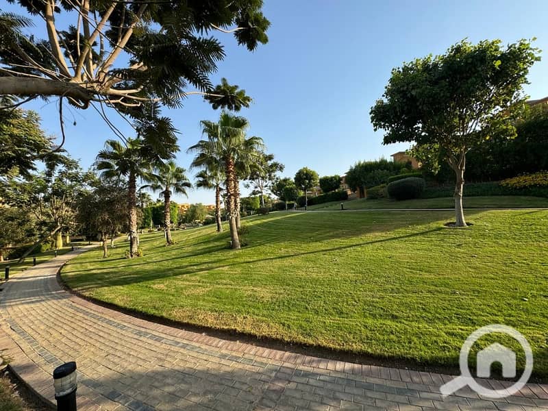 10 75749a4b-5cbb-4da5-8806-86856f4bdcbd. jpeg