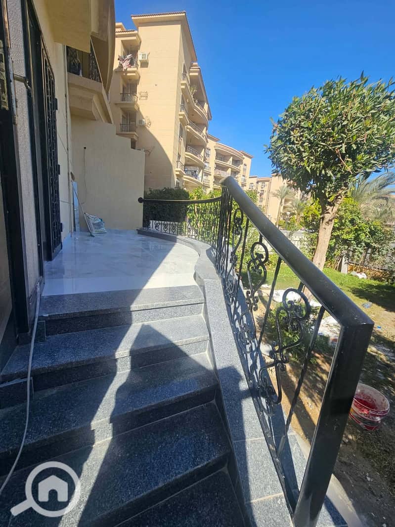 3 ef743a2e-8520-4016-bfd8-e8e9c6def54d. jpg