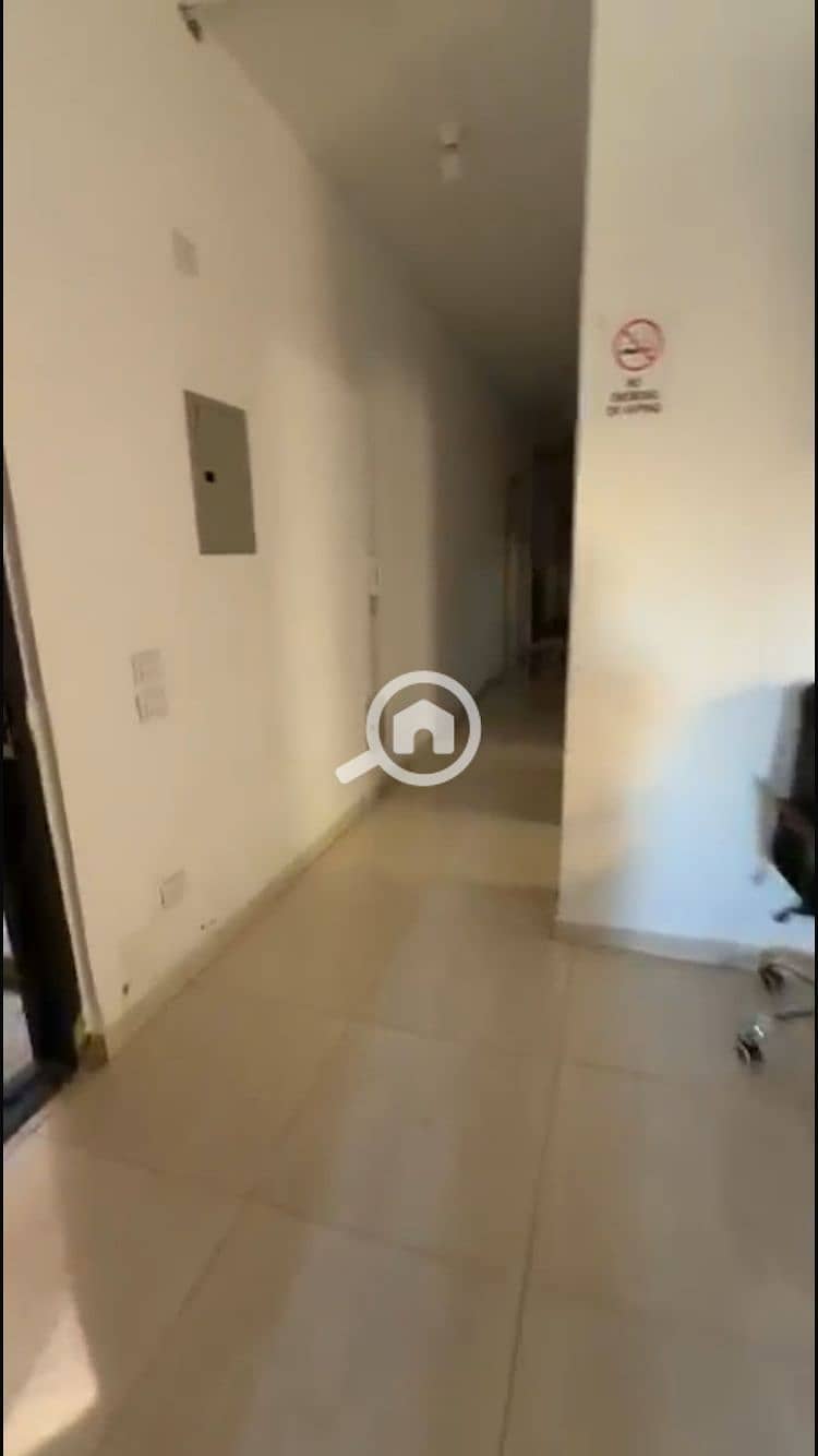 3 f37a8fd4-cb9c-4af5-aadd-d5e1d94e889e. jpeg