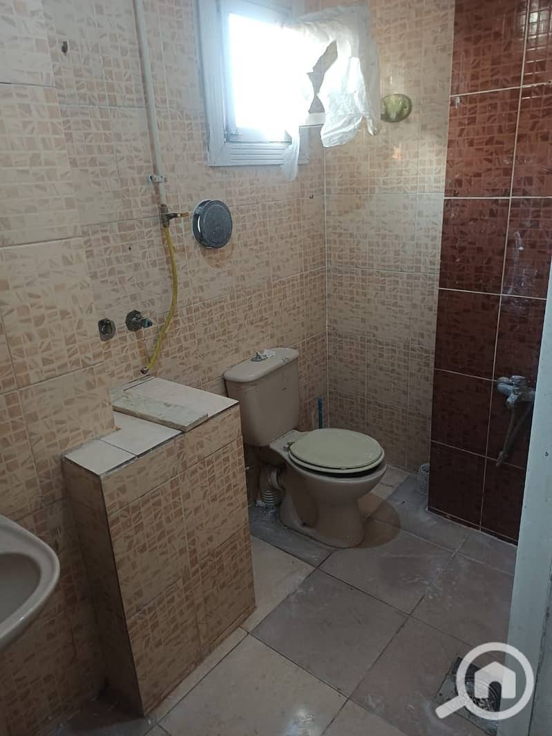 10 b716395a-a508-4661-864c-efbb66399fe6. jpg