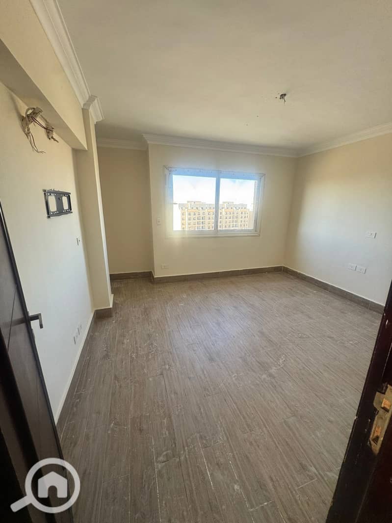 3 334a34ae-d718-40a7-b6fc-a67279faa8a3. jpg