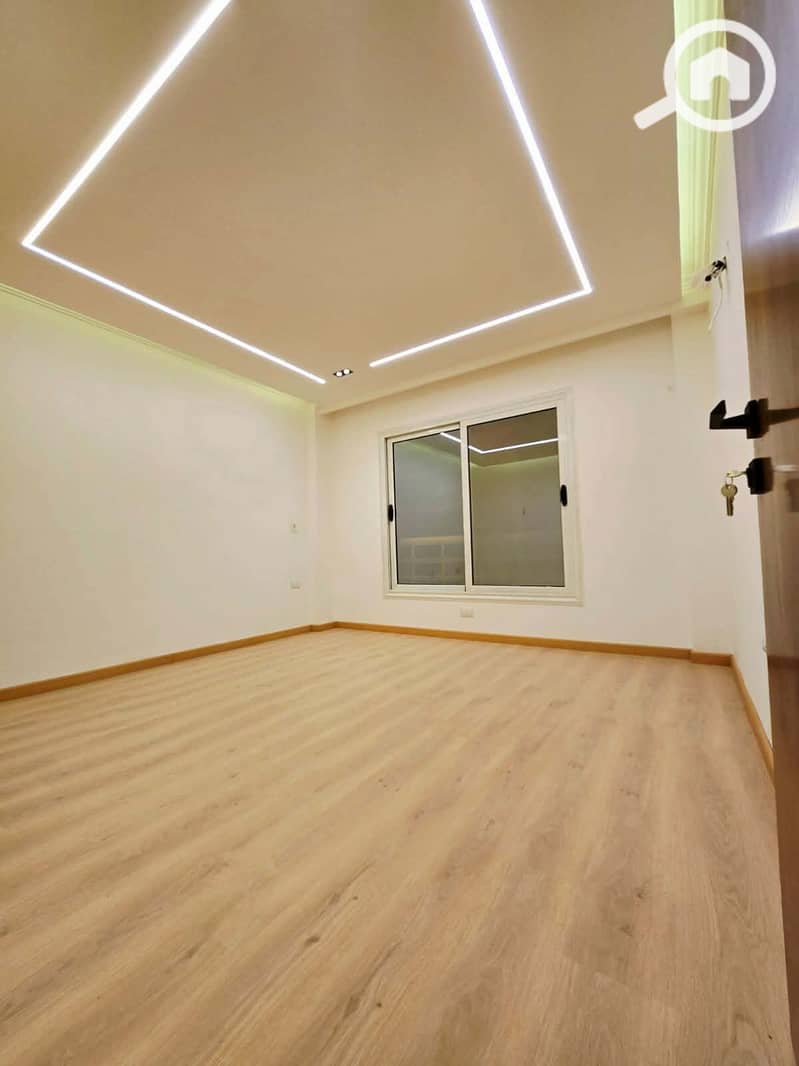 9 7450e171-9feb-4ce9-ab13-c14ac4c462e8. jpg