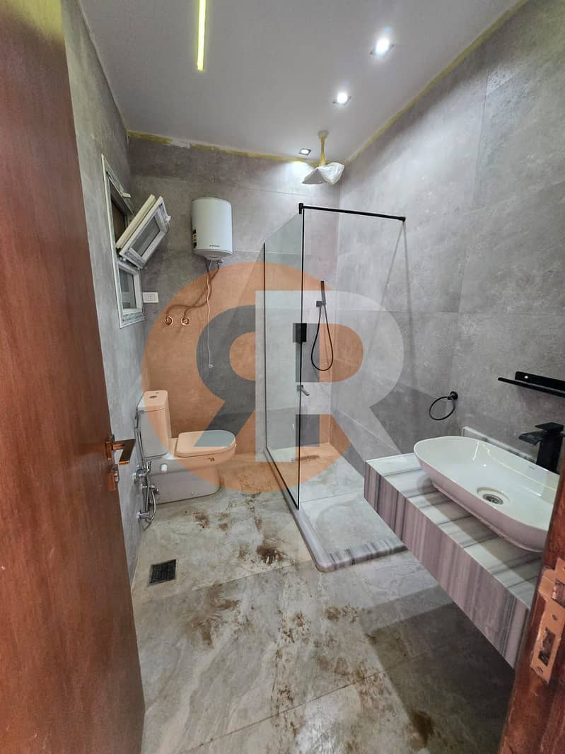 4 WhatsApp Image 2025-10-19 at 14.16. 06_6b90203d. jpg