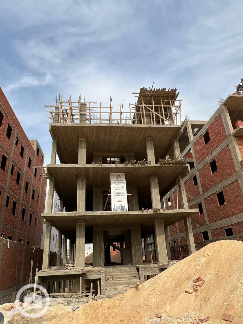 7 4dff10b1-3051-4d16-bcba-87ae2c7b47a9. jpg