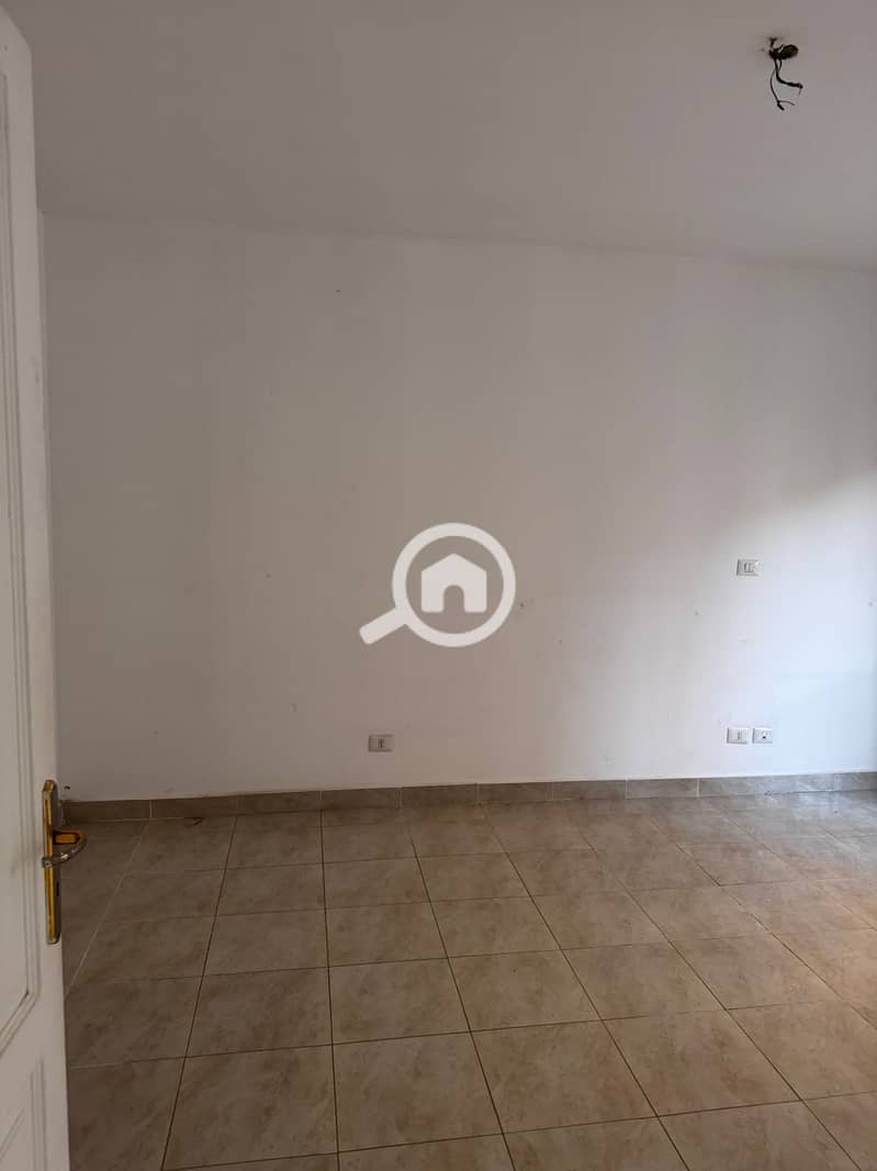 8 WhatsApp Image 2025-09-22 at 2.32. 02 PM. jpeg