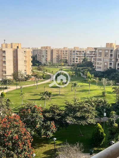 4 Bedroom Apartment for Sale in Madinaty, Cairo - 5cd39bc8-e4b2-499d-8d63-7ed537c320a2. jpg