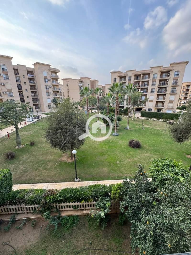 4 62a666d3-6258-4540-8709-c9d2a88af15c. jpg