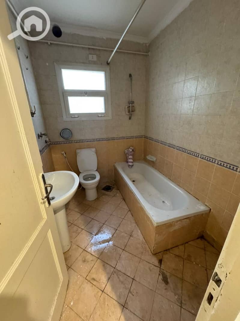 5 8cbddbe8-82db-4e15-b7a4-1499fb88996b. jpg