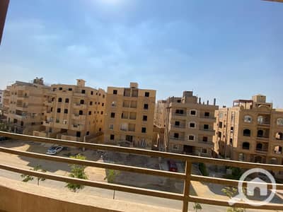 شقة 3 غرف نوم للبيع في 6 أكتوبر، الجيزة - IMG-20251216-WA0318(2). jpg