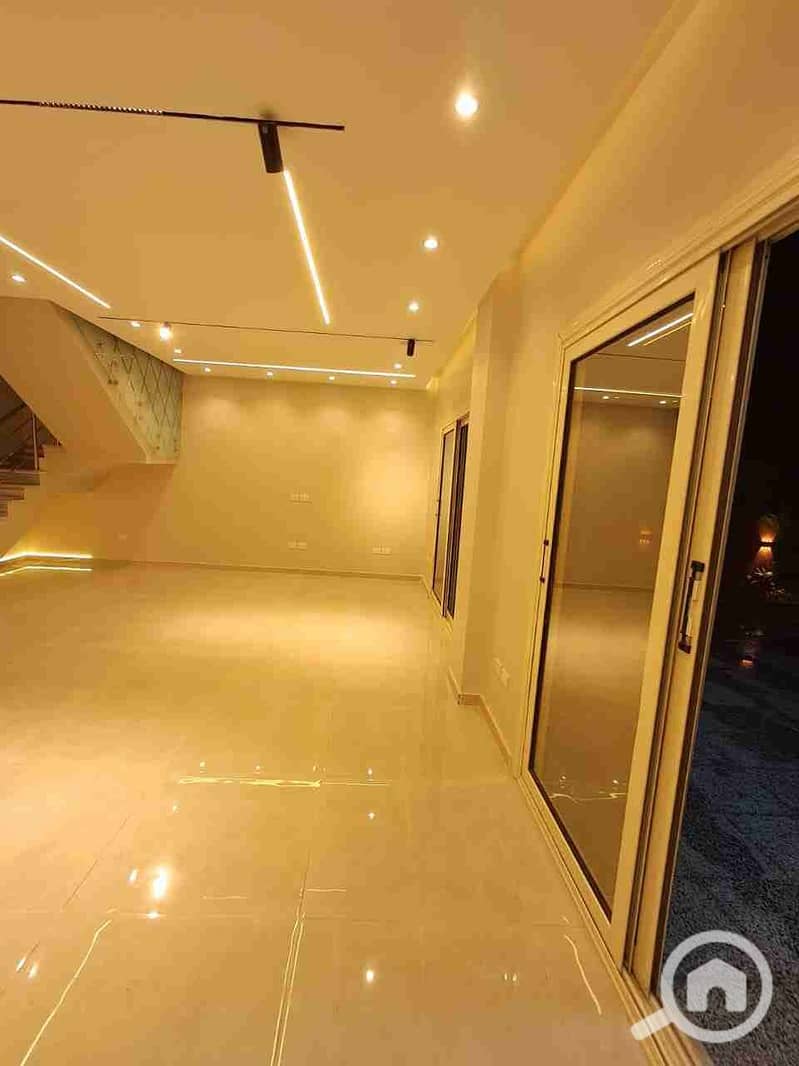 1000203288. jpg 1000203288. jpg