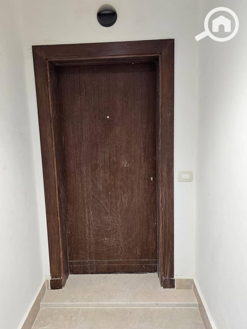 12 d5ecbf72-7e2a-4cca-81de-3cff0c7be22e. jpg