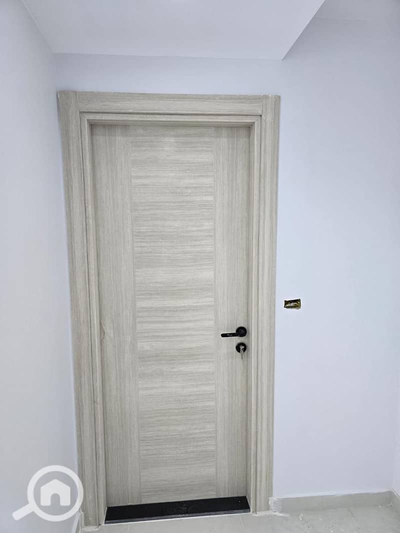 14 dbe2869e-995e-4d28-aa32-9c8c6280ac19. jpg