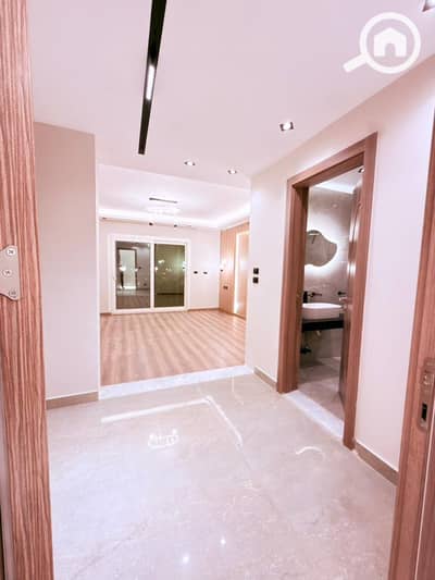 فلیٹ 4 غرف نوم للبيع في مدينتي، القاهرة - WhatsApp Image 2026-01-03 at 4.57. 41 PM (3). jpeg