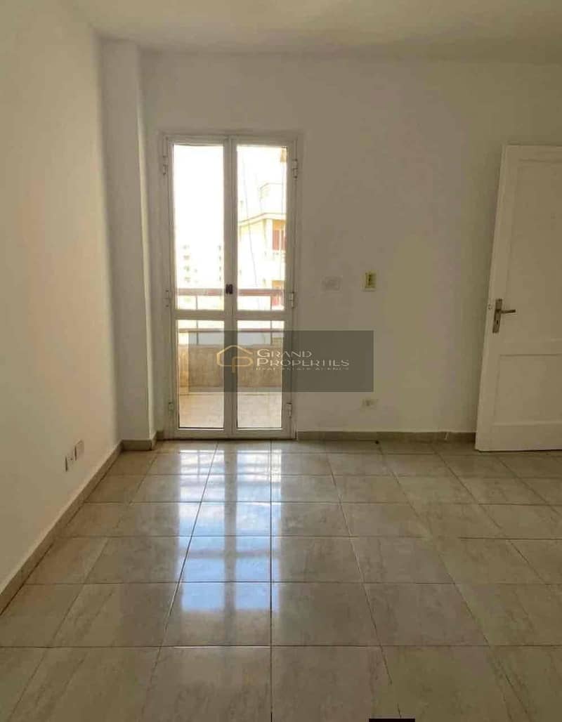 5 46725809-e6a9-4a5c-9ed0-24e95753fc3c. jpg