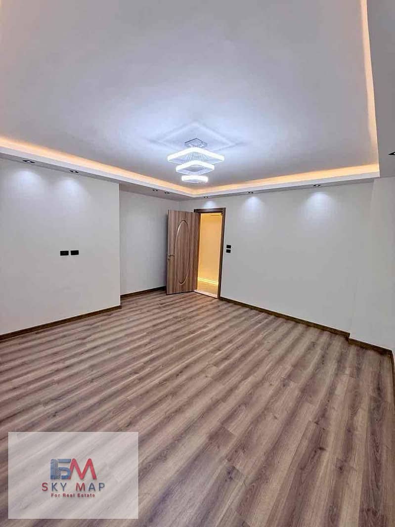 23 df709853-cfa2-4ff8-8ad0-116aef74915f. jpg