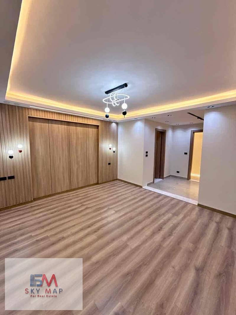 30 75a52329-45bc-47e0-8041-3d9e0fe586bd. jpg