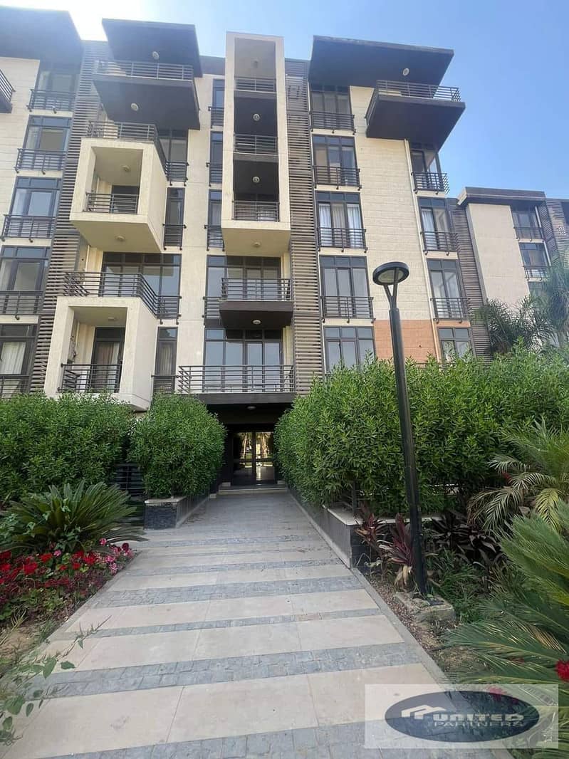 8 e8d67d89-b2a0-496e-8665-fd91e2df9eb2. jpg