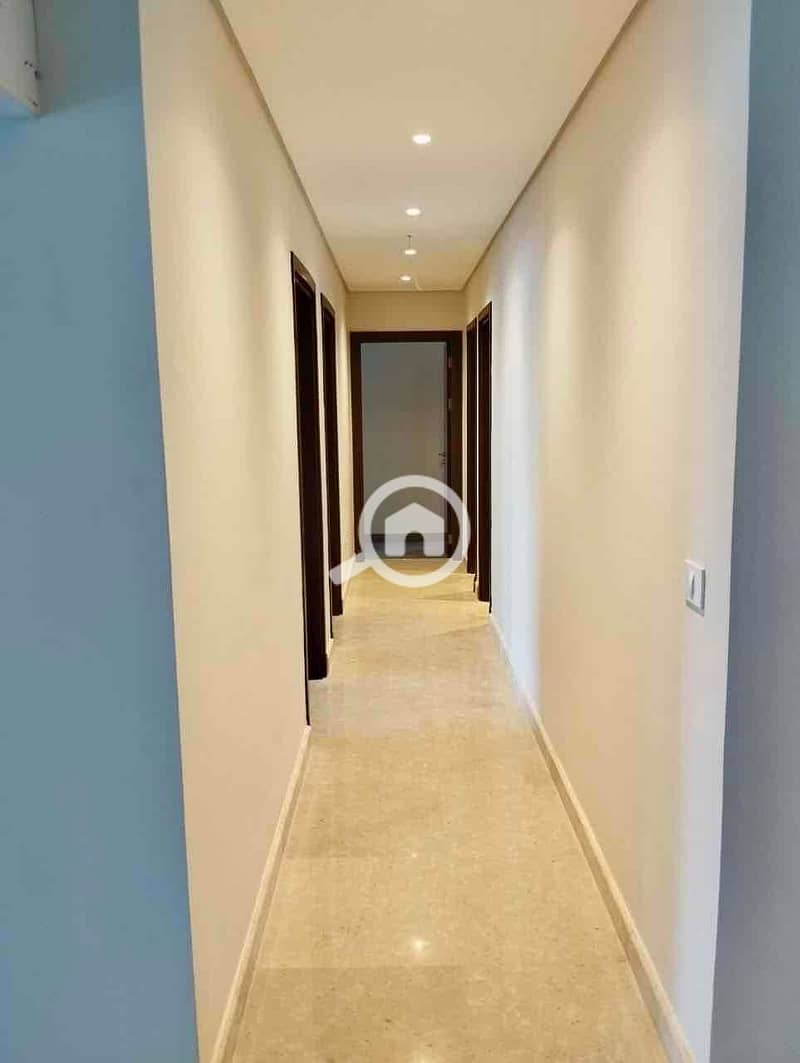 3 3bcc5d66-93f5-4645-8c93-87c27c4d99ab. jpg