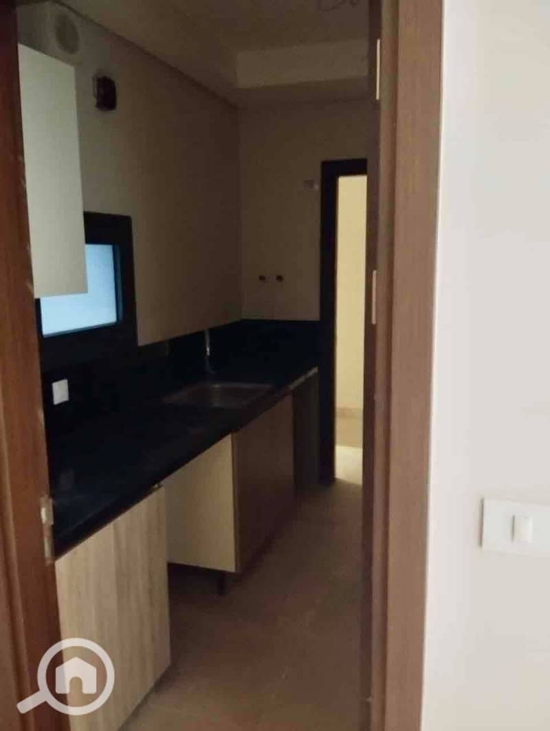 6 9cc419b7-aca0-4ffc-a9f9-7c20cfd73a53. jpg