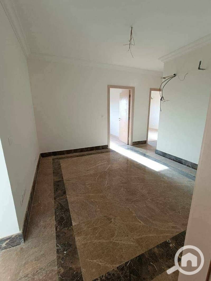 4 6d751c4f-f900-490e-8e60-843ad20f7780. jpg