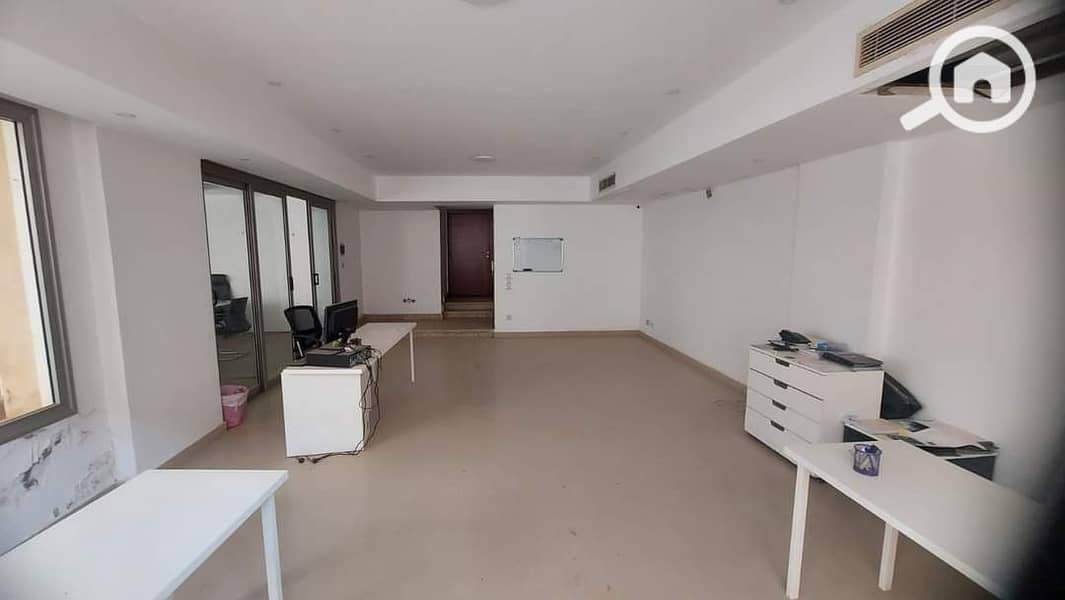 9 6967097a-d339-48ae-a825-e4eeb88195a6. jpg