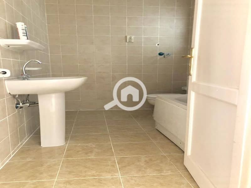 5 53f4c59c-2762-4df1-af8c-618e89db77f1. jpg