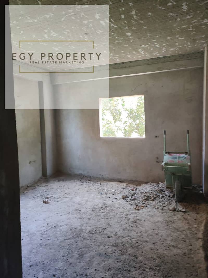 9 f04c181d-dc7d-4343-922b-811e221aea23. jpg