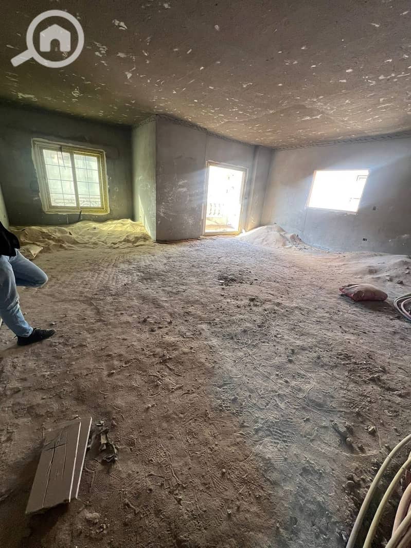 4 6f6dd1a8-0a79-422e-a494-ae419d35c495. jpeg