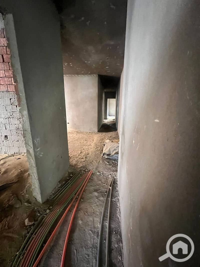 6 2abab974-82d9-483b-ae42-f27cf1d69497. jpeg